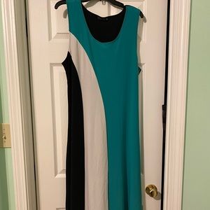 🌟 HOST PICK 🌟 Flowy Tri-Color Maxi Dress